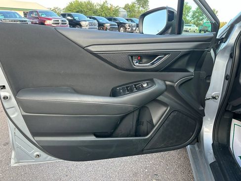 Used 2025 Subaru Legacy Premium w/ Popular Package #1A AWD/4WD image 12