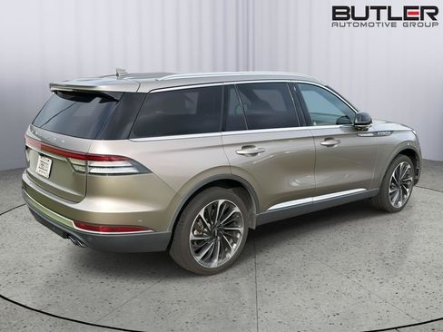 Used 2020 Lincoln Aviator Reserve w/ Equipment Group 202A AWD/4WD image 8