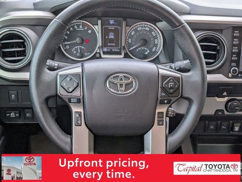 Used 2021 Toyota Tacoma SR5 RWD image 12