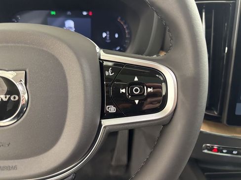 New 2026 Volvo XC60 B5 Plus w/ Climate Package AWD/4WD image 10