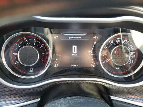 Used 2015 Dodge Challenger SXT Plus image 16