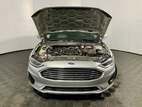 Used 2019 Ford Fusion SEL FWD image 12