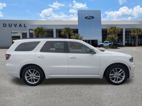 Used 2024 Dodge Durango GT RWD image 3