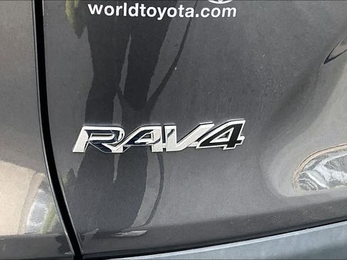 Used 2024 Toyota RAV4 XLE AWD/4WD image 30