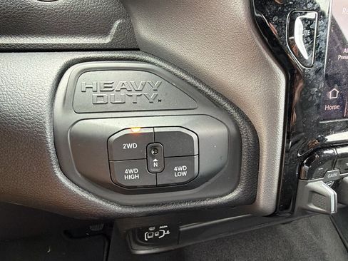 Used 2026 RAM 2500 Big Horn AWD/4WD image 31