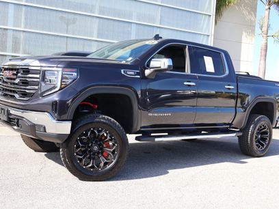 Used 2023 GMC Sierra 1500 SLT w/ SLT Convenience Package