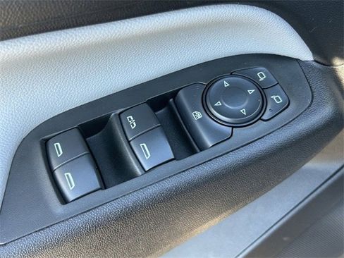 Used 2024 Chevrolet Equinox LS image 22