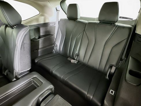 Used 2024 Acura MDX SH-AWD w/ Technology Package image 31