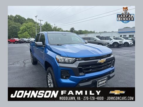 Used 2024 Chevrolet Colorado LT w/ LT Convenience Package AWD/4WD image 1