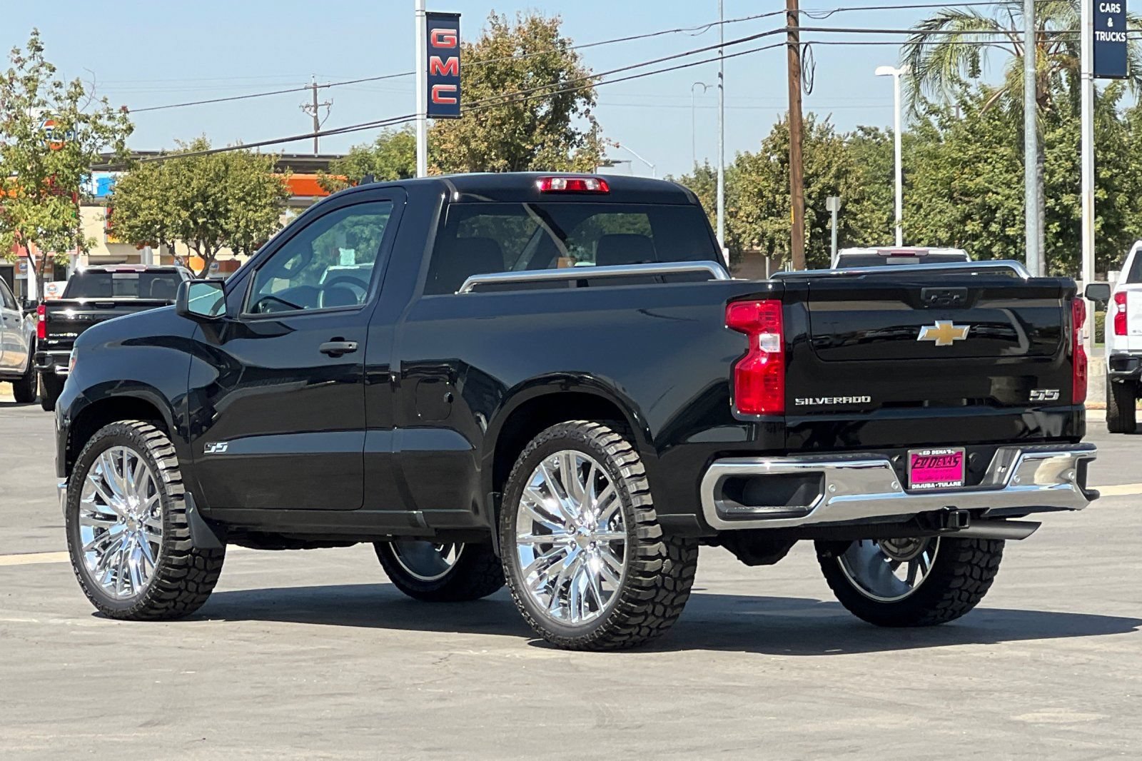 Used 2025 Chevrolet Silverado 1500 W/T w/ WT Safety Package AWD/4WD image 7