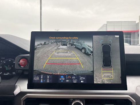 Used 2025 Toyota 4Runner TRD Off-Road Premium image 23