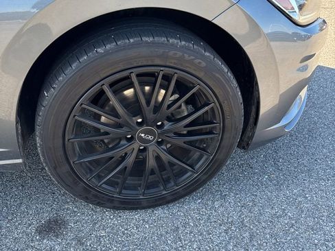 Used 2019 Volkswagen Jetta SEL image 11