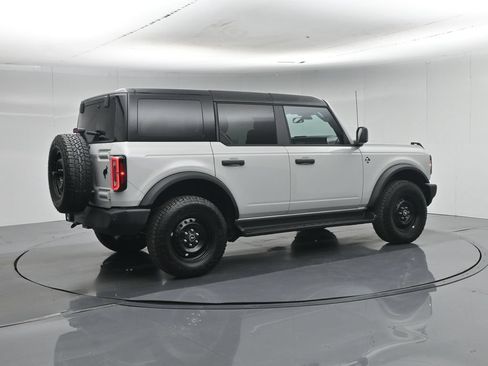 Used 2026 Ford Bronco Outer Banks AWD/4WD image 25