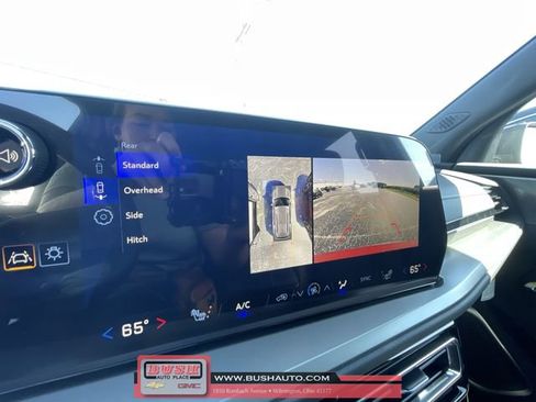 New 2025 Chevrolet Traverse LT w/ Enhanced Driving Package image 15