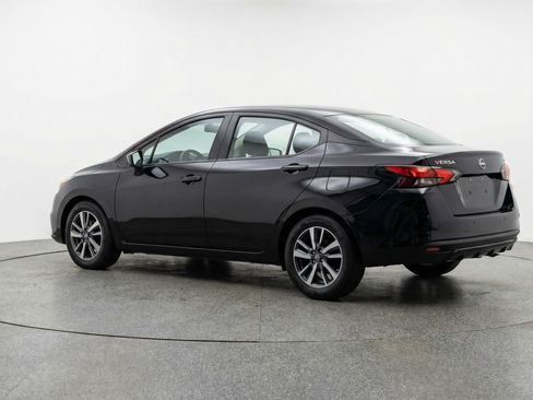 Used 2025 Nissan Versa SV FWD image 6