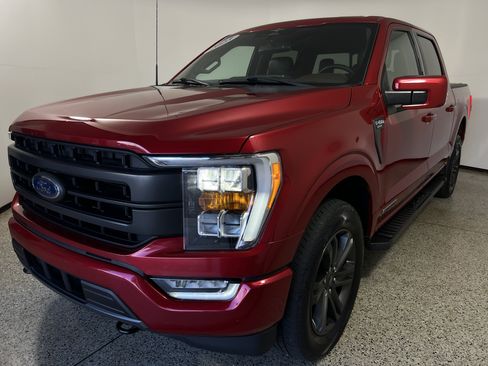 Used 2023 Ford F150 Lariat AWD/4WD image 3