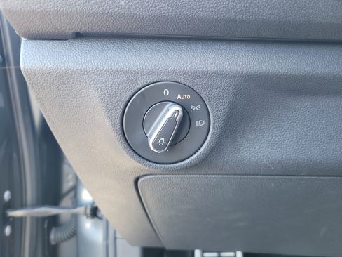 Used 2023 Volkswagen Jetta Sport image 22