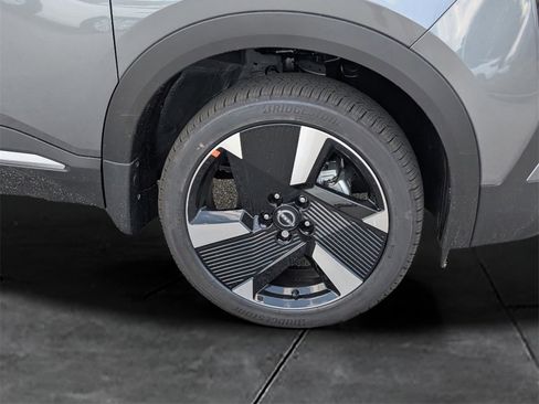 New 2026 Nissan Kicks SR image 11