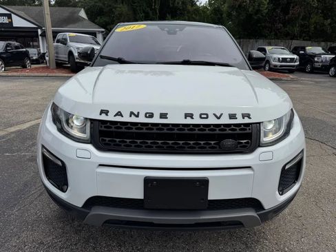 Used 2017 Land Rover Range Rover Evoque SE Premium image 2