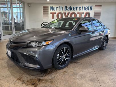 Used 2024 Toyota Camry SE w/ Convenience Package