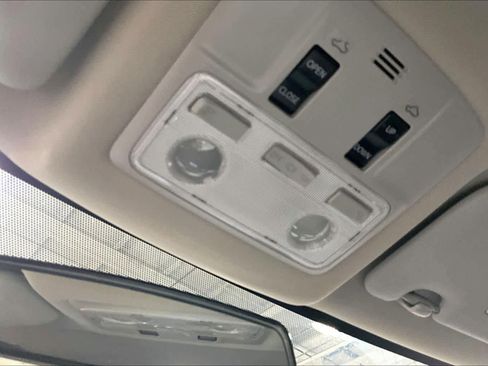 Used 2016 Toyota Corolla S Special Edition image 33