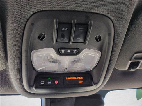 Used 2022 Chevrolet TrailBlazer ACTIV w/ Sun and Liftgate Package AWD/4WD image 22