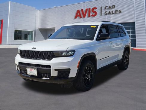 Used 2024 Jeep Grand Cherokee L Laredo image 1