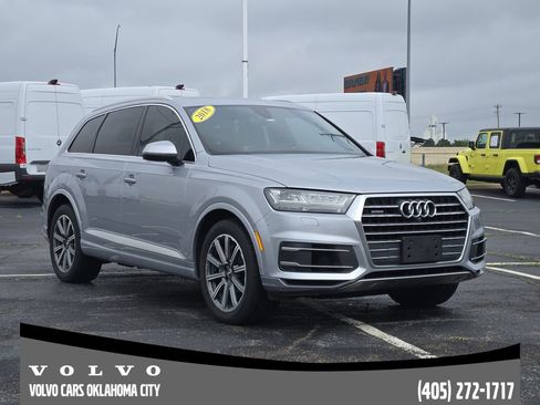 Used 2018 Audi Q7 3.0T Prestige AWD/4WD image 2