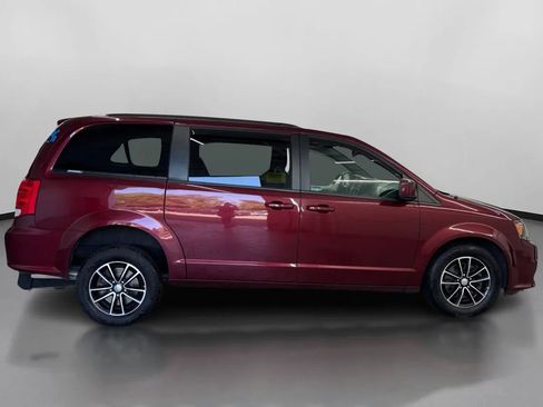 Used 2019 Dodge Grand Caravan GT FWD image 11