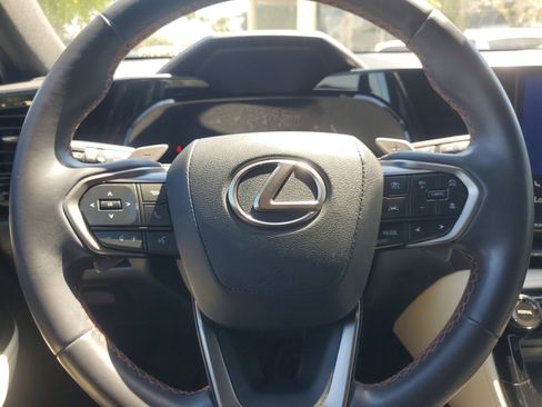 Used 2023 Lexus NX 250 FWD w/ Towing Package (2000 Lbs) image 25