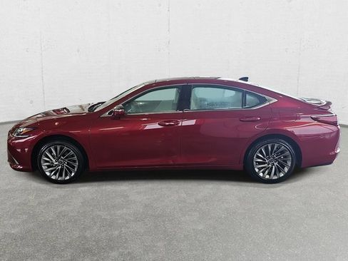 New 2025 Lexus ES 350 Ultra Luxury image 8