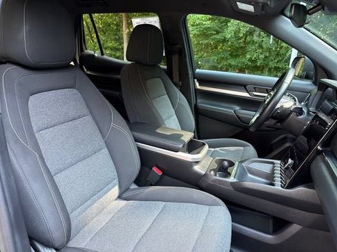 Used 2025 GMC Terrain Elevation AWD/4WD image 28