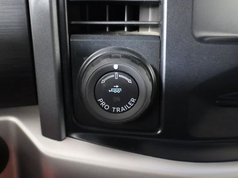 Used 2023 Ford F150 XLT w/ Trailer Tow Package image 40