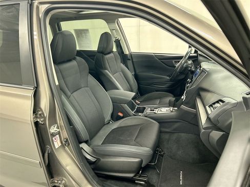 Used 2020 Subaru Forester Premium image 23