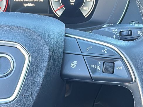 Used 2022 Audi Q5 2.0T Prestige w/ Prestige Package image 24