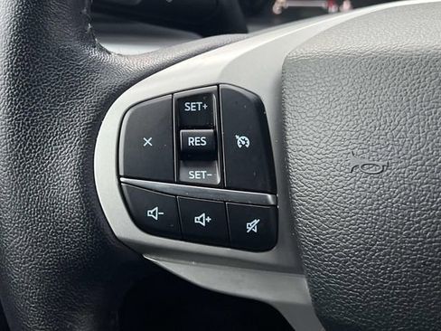 Certified 2023 Ford Explorer XLT image 30