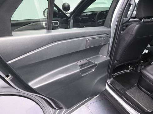 Used 2024 Ford Explorer 4WD Police Interceptor image 26