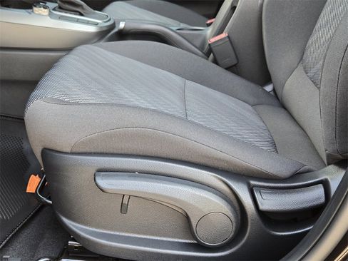 New 2026 Kia Seltos LX image 16