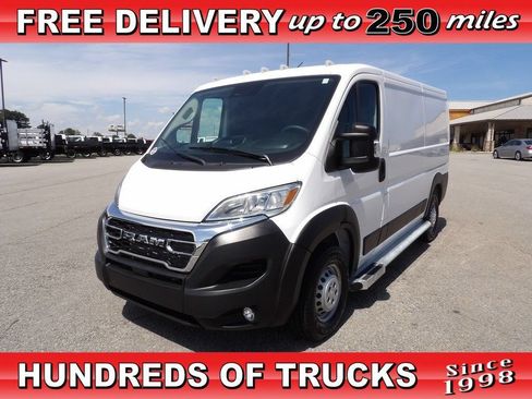 Used 2025 RAM ProMaster 2500 w/ U-Haul Equipment Group FWD image 1