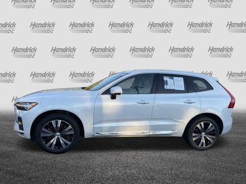 Certified 2023 Volvo XC60 B5 Plus w/ Climate Package image 7