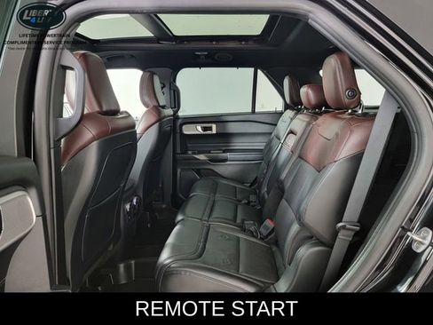 Certified 2020 Ford Explorer Platinum AWD/4WD image 15
