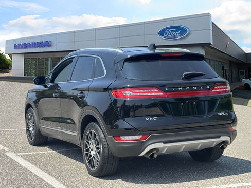 Used 2018 Lincoln MKC Premiere image 4