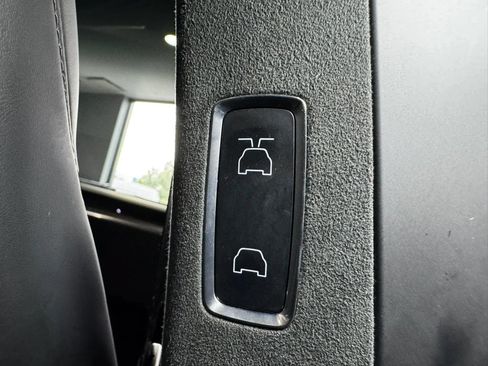 Used 2022 Tesla Model X Plaid AWD/4WD image 23