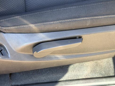 Used 2022 Chevrolet Colorado LT w/ LT Convenience Package image 28