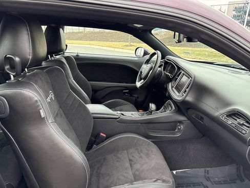 Used 2022 Dodge Challenger SRT Hellcat Redeye image 25