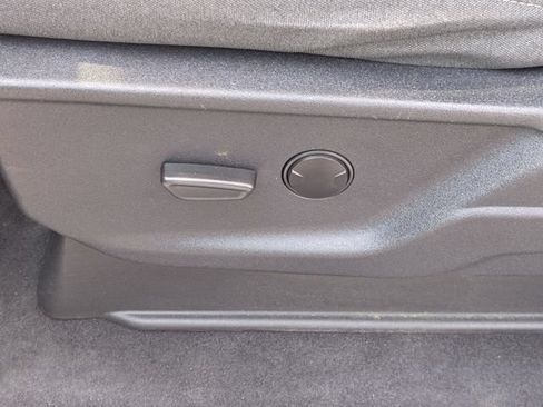 Used 2023 Ford F150 XLT RWD image 15