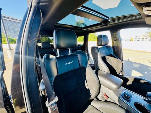 Used 2014 Jeep Grand Cherokee SRT8 w/ Luxury Group II image 89