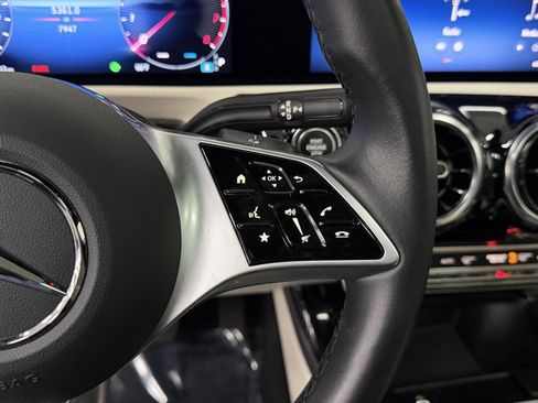 Certified 2025 Mercedes-Benz CLA 250 image 26