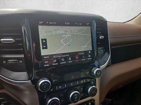 Used 2020 RAM 1500 Laramie AWD/4WD image 14