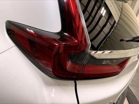 Used 2020 Honda CR-V Touring image 29